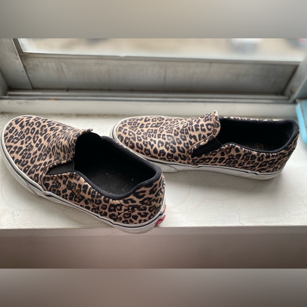 Leopard vans - Picture 2 of 3